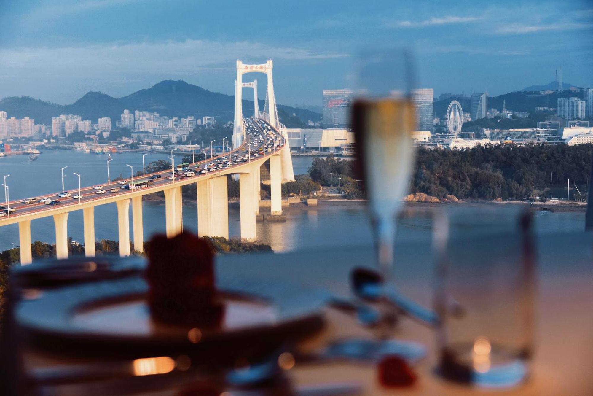 Hualuxe Xiamen Haicang Habour View מראה חיצוני תמונה